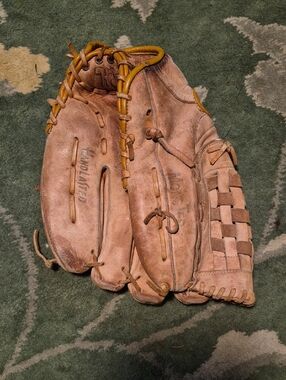 Vintage Tan Leather Baseball Glove